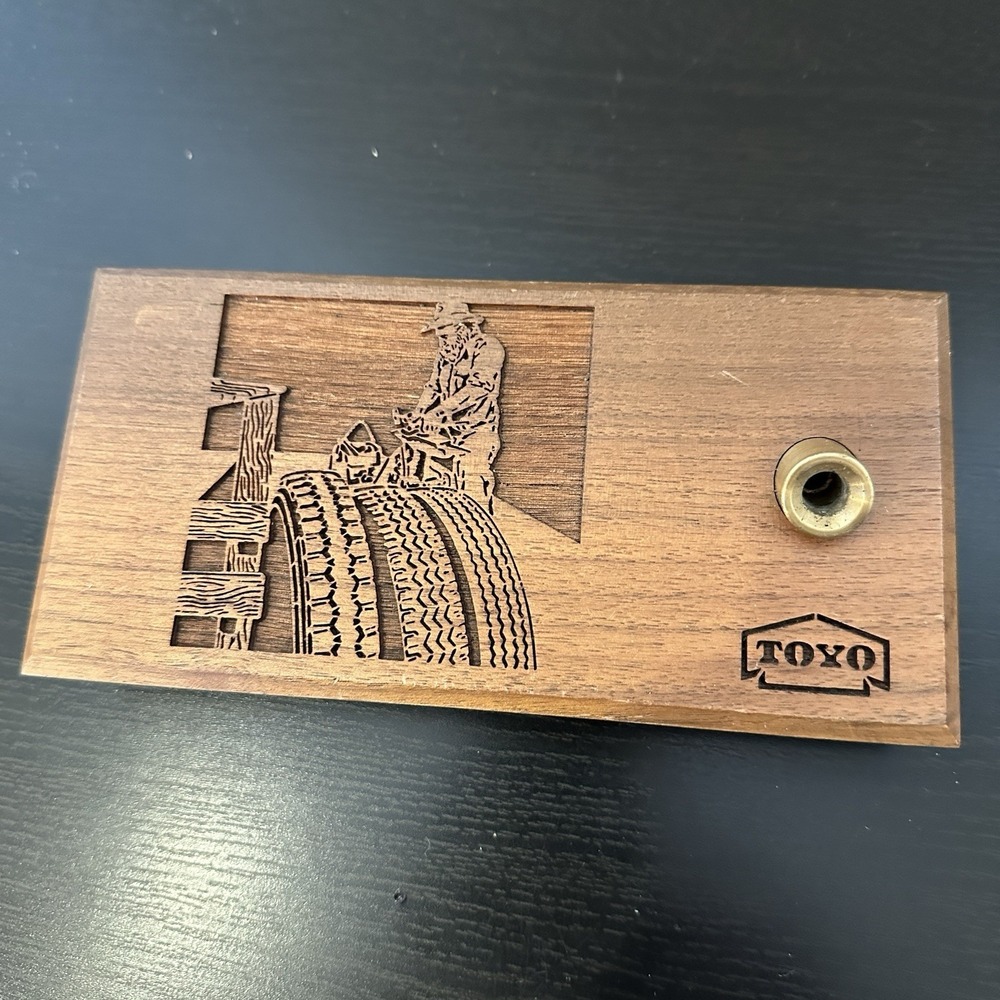 Toyo Tires Vtg LASERCRAFT Laser Engraved Desk Pen‎ Holder Solid American Walnut